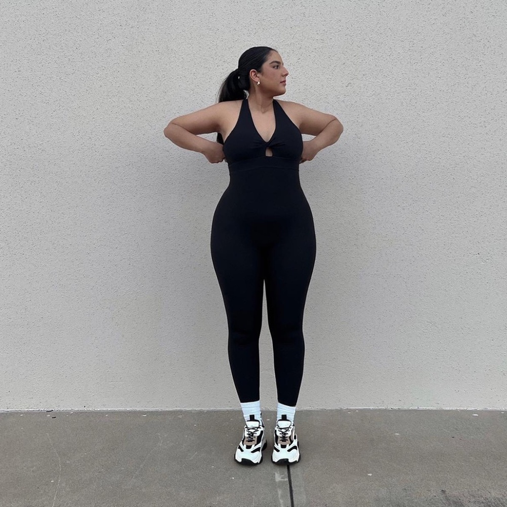 Fabletics Oasis Twist Front 7/8 Romper NWT